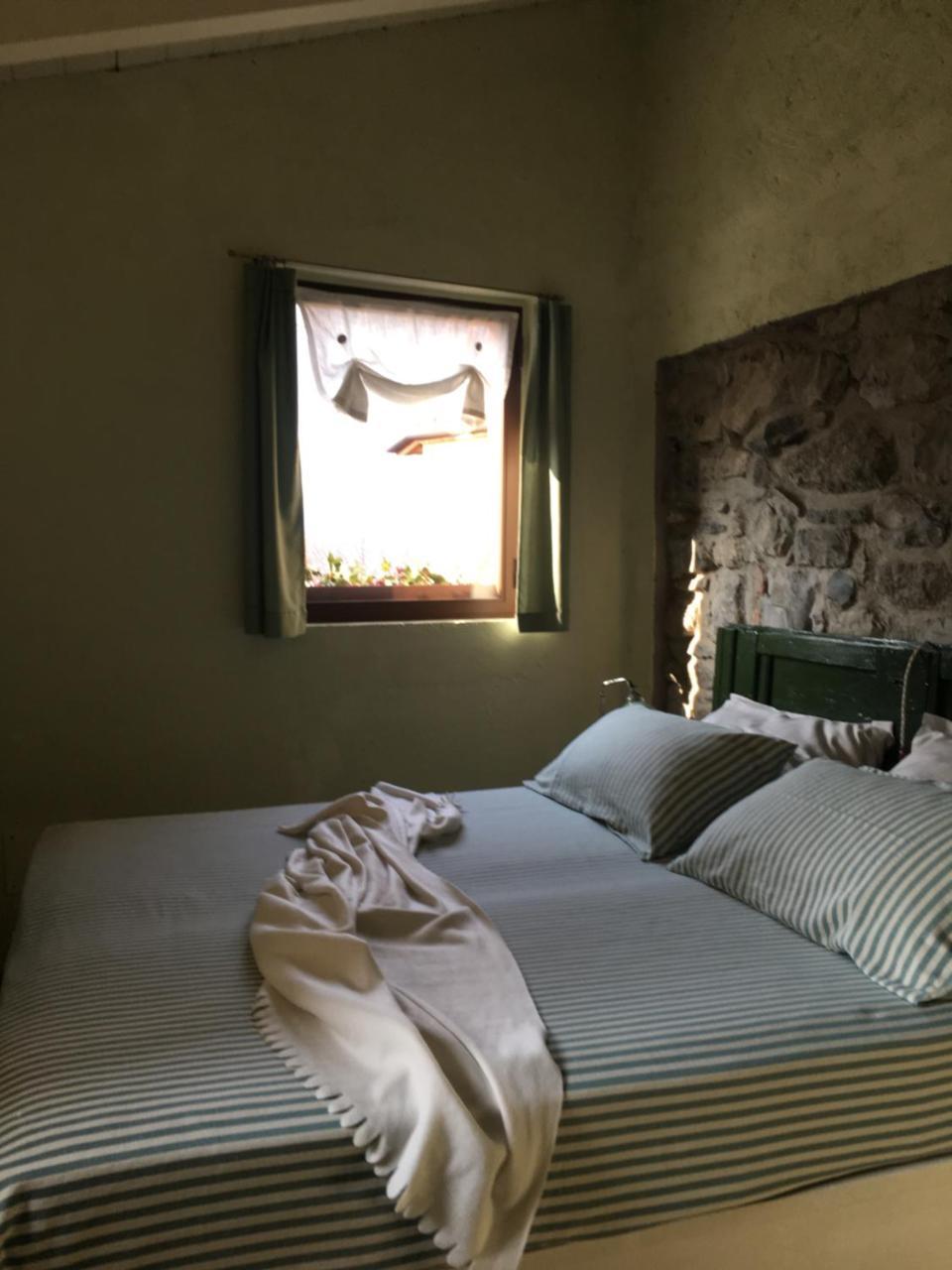 Castagna Holiday Home เนสโซ ภายนอก รูปภาพ